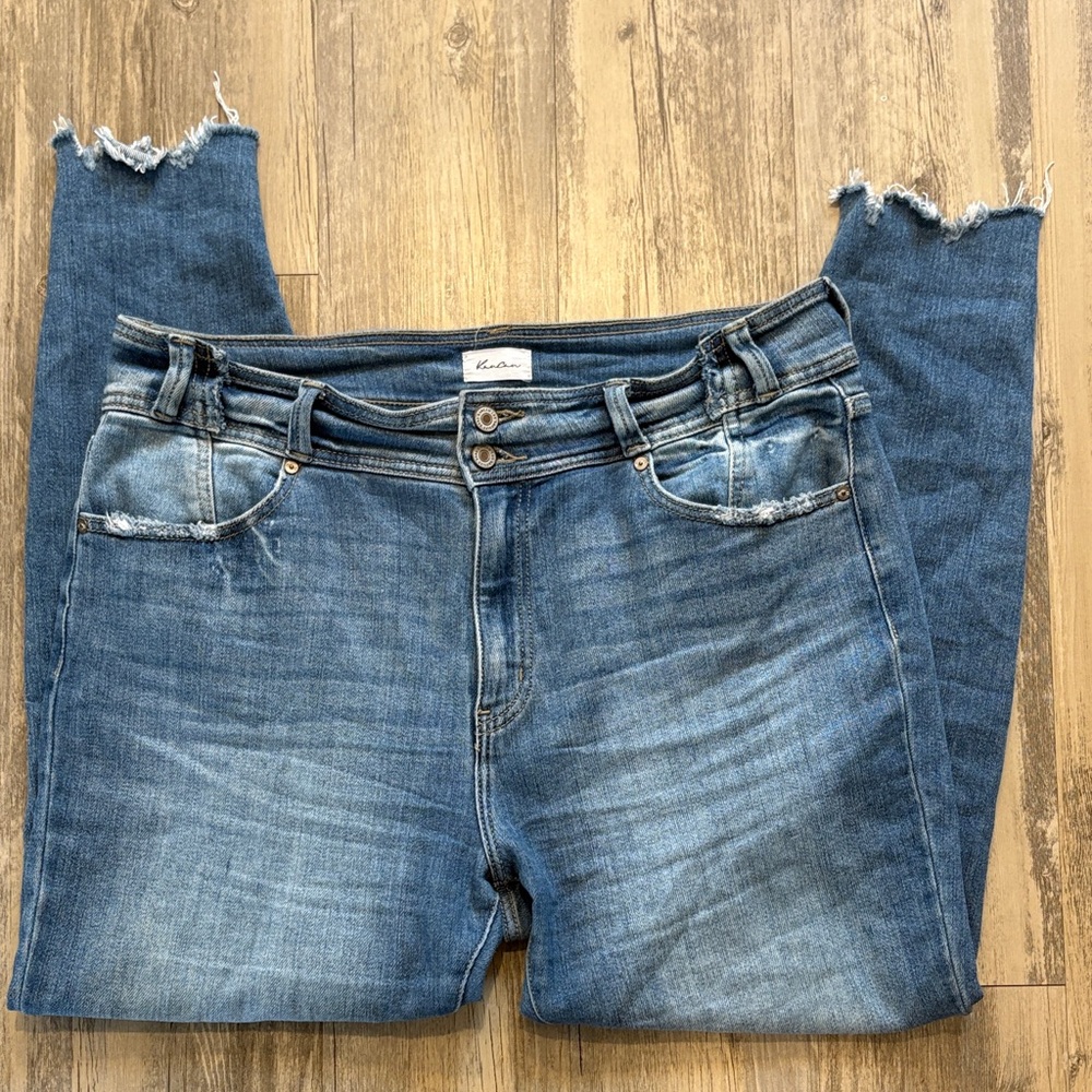 KanCan Distressed Denim Jeans